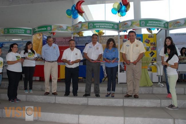 Expo Orienta la mejor oferta educativa en Michoacán: Gerardo Tinoco 