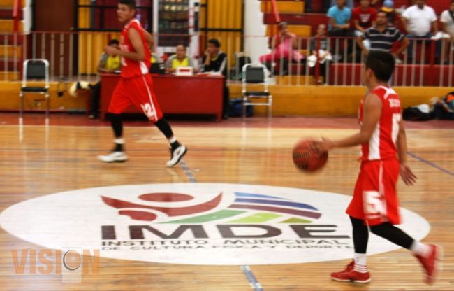 Se pone en marcha la Copa Morelia de basquetbol.