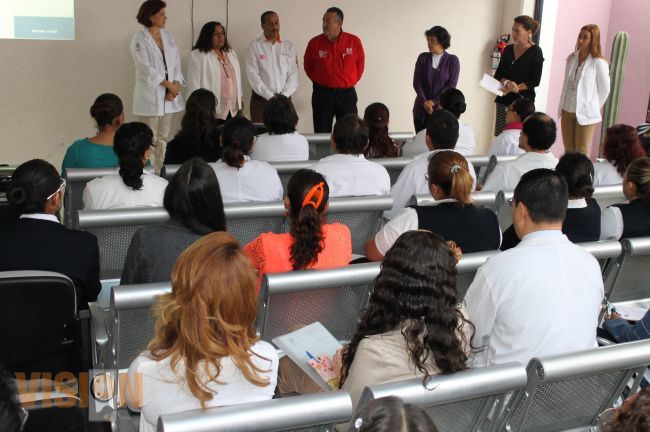 Capacitan a personal de la UNEME-DEDICAM para brindar mejor servicio.