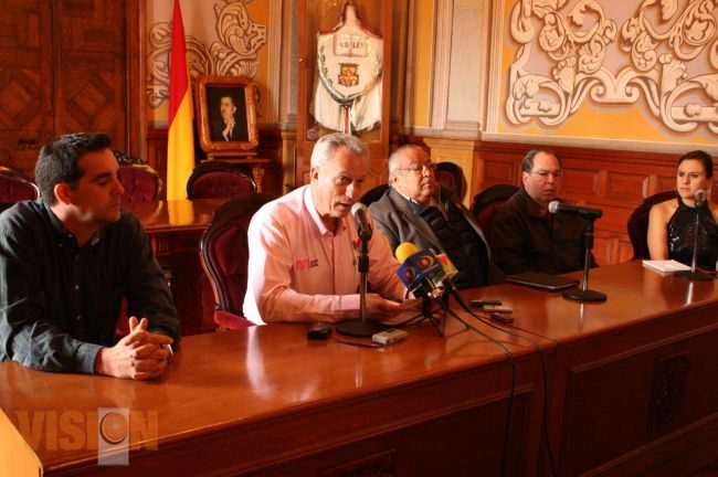 Marco Antonio Solís y Juan Torres, recibirán la “Presea Generalísimo Morelos