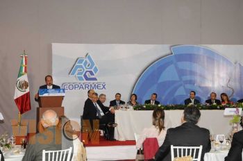 El Presidente Calderon y el Gobernador Leonel Godoy clausuran congreso de Coparmex 