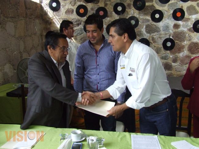 Con hechos impulsa Silvano el desarrollo económico de Michoacán.