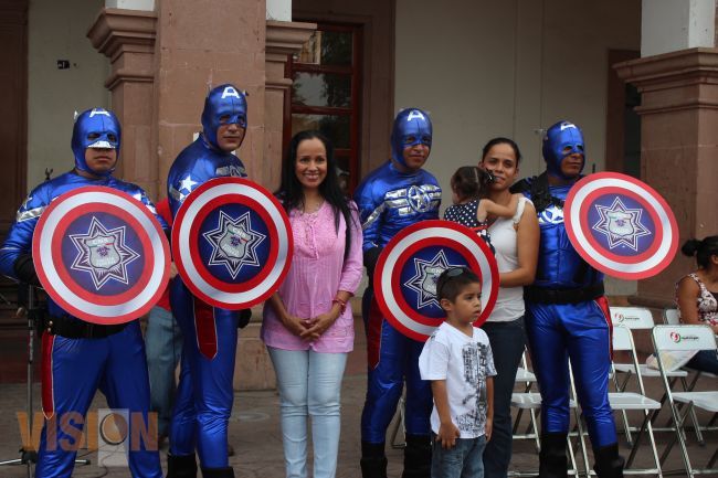 En Apatzingán familias disfrutan exhibiciones de la Policia Federal