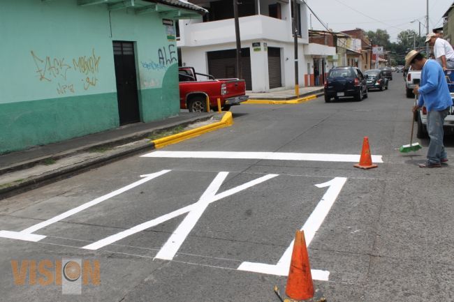 Gobierno municipal retoma el programa de balizamiento 1x1