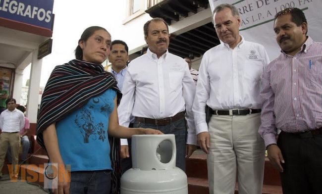 Trabajo social a fondo en Michoacán, compromiso del presidente Enrique Peña Nieto
