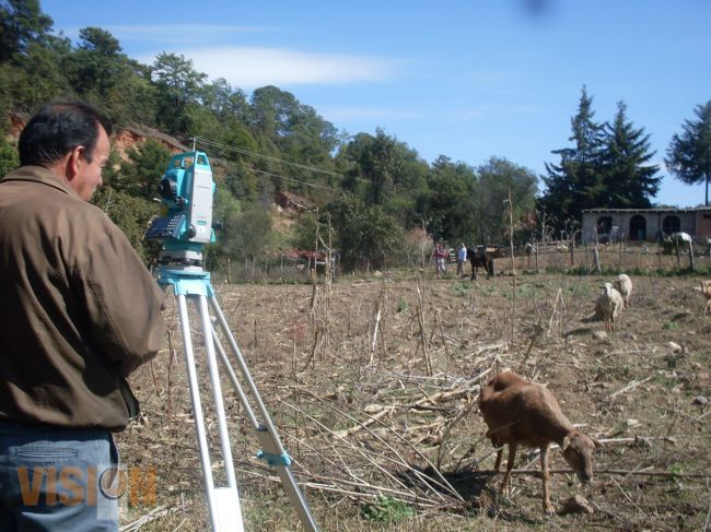Supervisa Wilfrido Lázaro Medina obra de drenaje en Jesús del Monte.