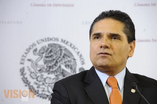 El diputado federal Silvano Aureoles aplaude decisión de magistrados sobre haber de retiro