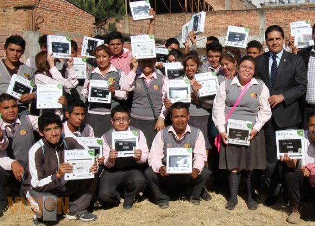 En los jóvenes está el cambio que Michoacán necesita: Silvano Aureoles