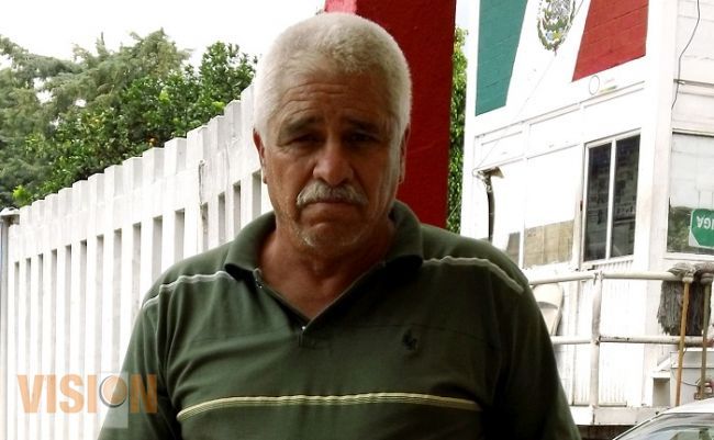 Abogado en huelga de hambre, en presidencia