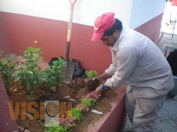 Comienzan trabajos de mantenimiento en el panteón municipal por noche de muertos