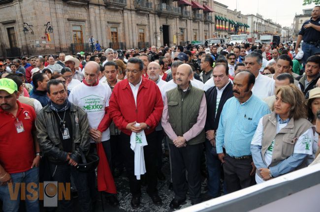 Llama Fausto Vallejo a cuidar el ambiente en Michoacán