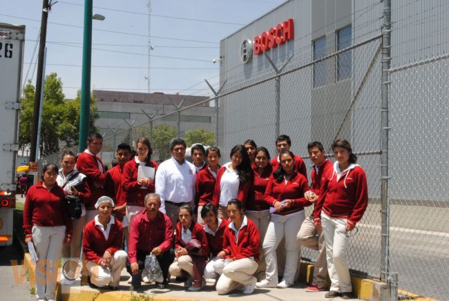 Alumnos destacados de COBAEM Contepec visitan empresas e industrias en EdoMex y D.F.