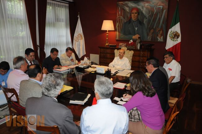Michoacán tendrá tres nuevos hospitales; dos más serán ampliados y modernizados.