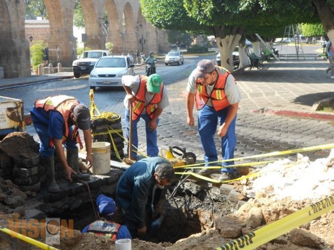 Exhorta Ayuntamiento a la ciudadanía a reportar alcantarillas dañadas