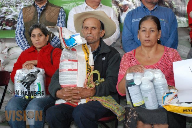 La entrega de recursos para el campo es transparente y equitativa: Ramón Cano.