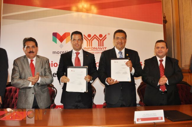 Firman convenio Ayuntamiento e INFONAVIT.