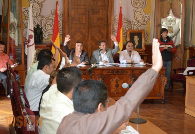 Cabildo de Morelia aprobó colocación de Bandera de la Paz en la Unidad Deportiva Bicentenario.