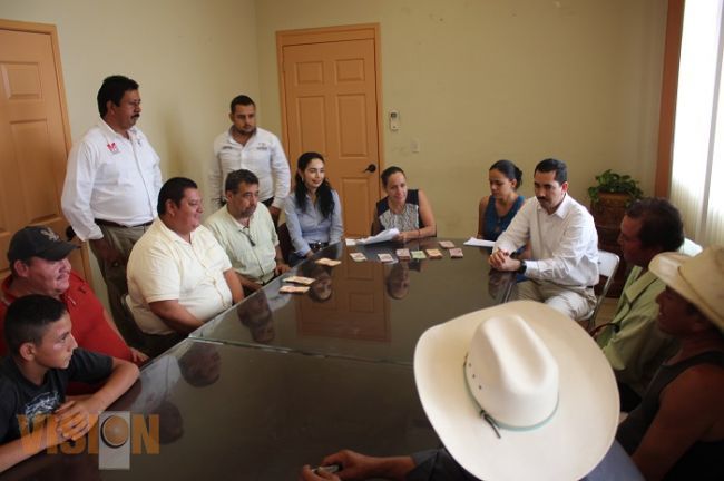 Recompensan labor de los brigadistas de combate a incendios forestales
