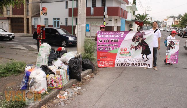 Compromiso de todos mantener limpias nuestras calles y plazas públicas.