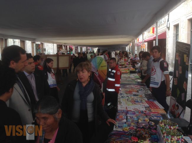 Michoacanos presentan proyectos de impacto social en la primera feria de las organizaciones civiles
