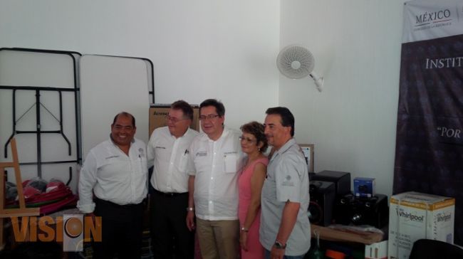 Equipa ISSSTE Casas de la Cultura de Apatzingán y Lázaro Cárdenas