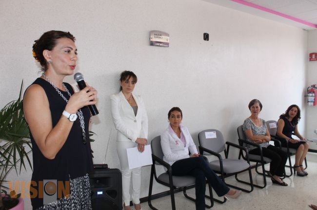 Realiza UNEME DEDICAM jornada de mastografía para prevenir cáncer de mama.