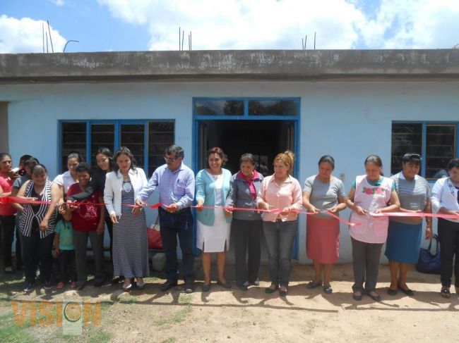 Inauguran proyecto productivo para mujeres en Villa Madero.