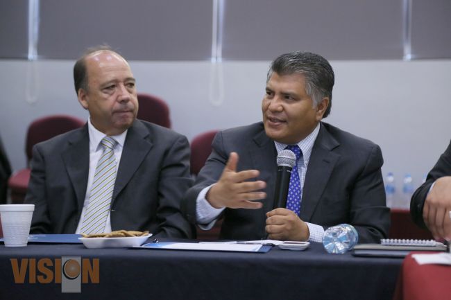 Coordinación entre SEE y CEDH fortalece políticas públicas contra violencia escolar.