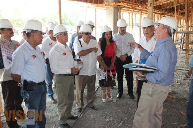 Julia Ceja supervisa avance del Hospital General de Especialidades