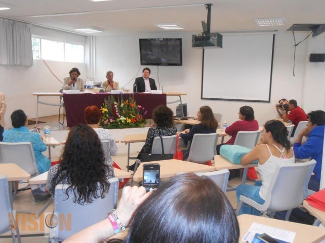 Instituciones educativas realizan coloquio internacional con perspectiva de género.