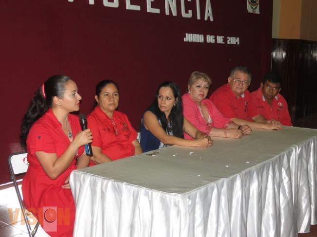 Imparten conferencia sobre Bullying y acoso laboral a funcionarios