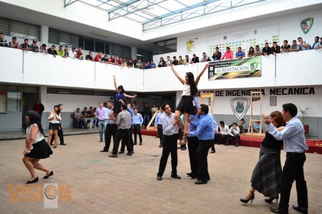 Muestran alumnos de la Ingeniería Mecánica sus habilidades en baile popular