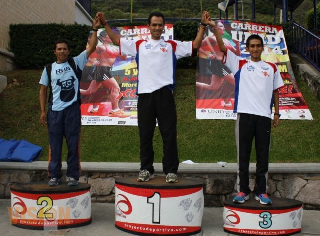 Diego Bautista y Lorena Trejo, se adjudicaron la 3ª edición de la Carrera Atlética UNID 2014.