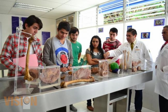 Facultad de Odontología concluye su Expoanatomía Humana 2014 