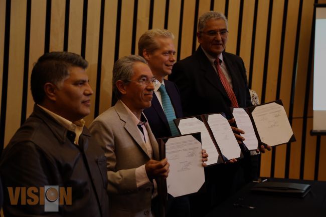 Suman esfuerzos Michoacán y Holanda para lograr transformación educativa.