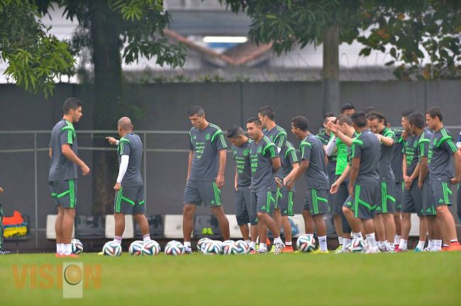 México ya esta en Natal para debutar en Brasil 2014.