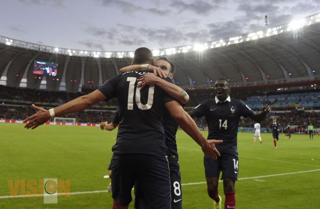 Francia sin problemas vence 3-0 a Honduras.