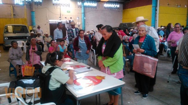 Más de 25 mil adultos mayores beneficiados con apoyos económicos.