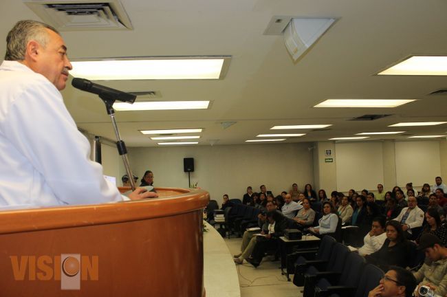 Se capacita personal del hospital de la mujer sobre emergencia obstétrica.