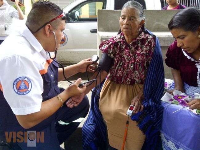 Ayuntamiento de Uruapan procura el bienestar de las personas de la tercera edad
