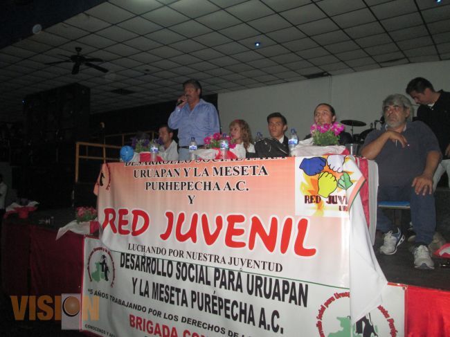 Organiza agrupación regional evento cultural dedicado a la juventud uruapense
