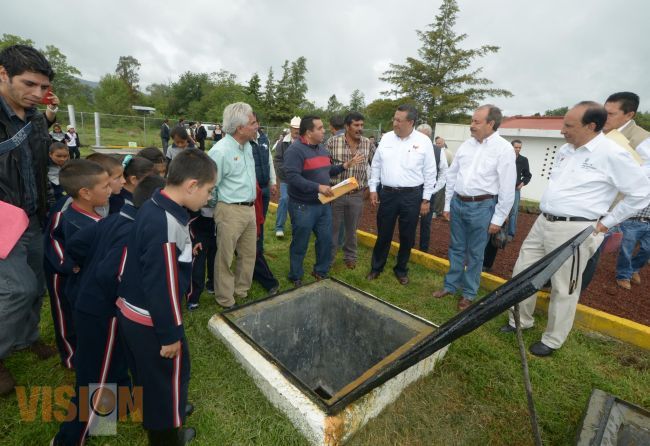 Inauguran planta tratadora de aguas residuales en Chiquimitío.
