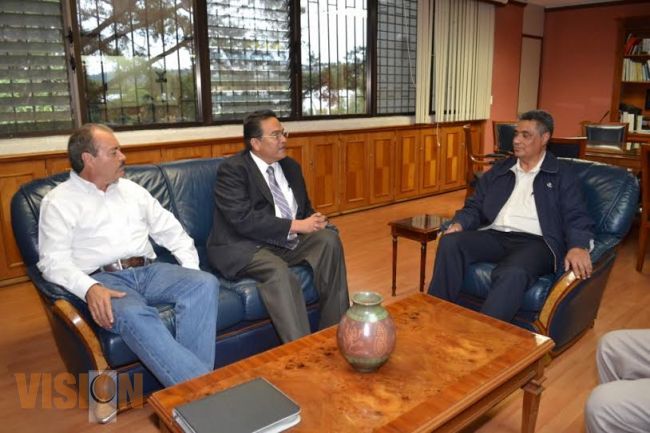 Refrenda UMSNH ante SEDESOL participación de pasantes nicolaitas en el Programa sin Hambre.