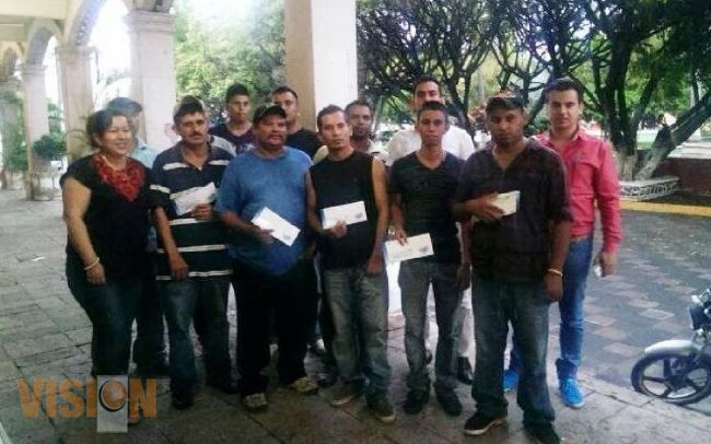 SNE Michoacán entregó apoyos en pro del tejido social para tierra caliente.