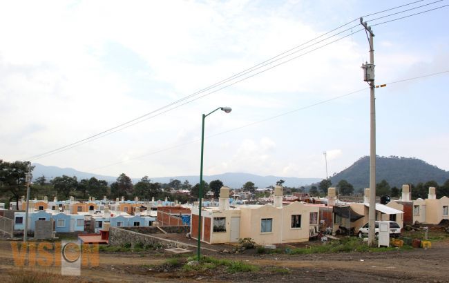 Dotarán de alumbrado público al Fraccionamiento el Milagro