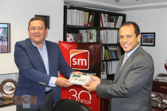 SMRTV recibe aparatos sísmicos para advertir a la población sobre posibles movimientos telúricos.