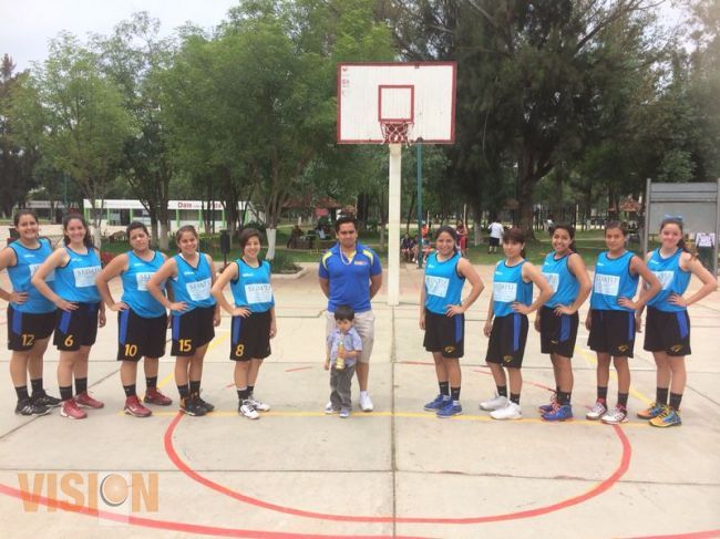 Viaja Delegación Michoacana a regional de “200 mil estudiantes por México, jugando básquetbol