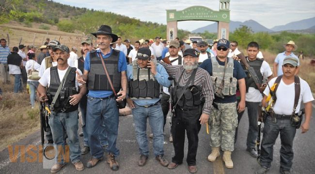 Autoridades detienen a José Manuel Mireles