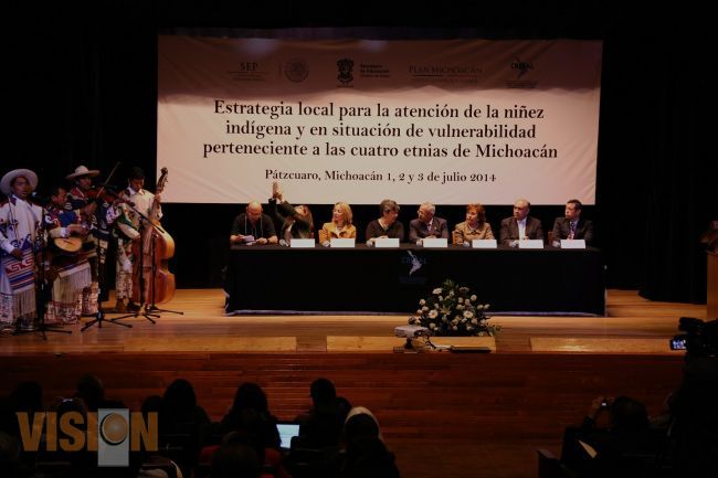 Trabajan por una educación indígena con mejores condiciones.