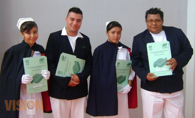 Conalep impulsa a egresados para integrarse al campo laboral.